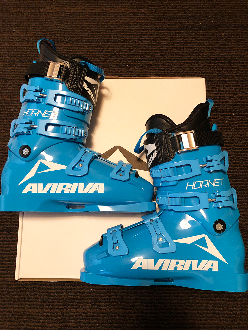 aviriva HONETバックルセット アヴィリーバ AVIRIVA HORNET 100 25.5cm 295mm スキー ブーツ 日本製